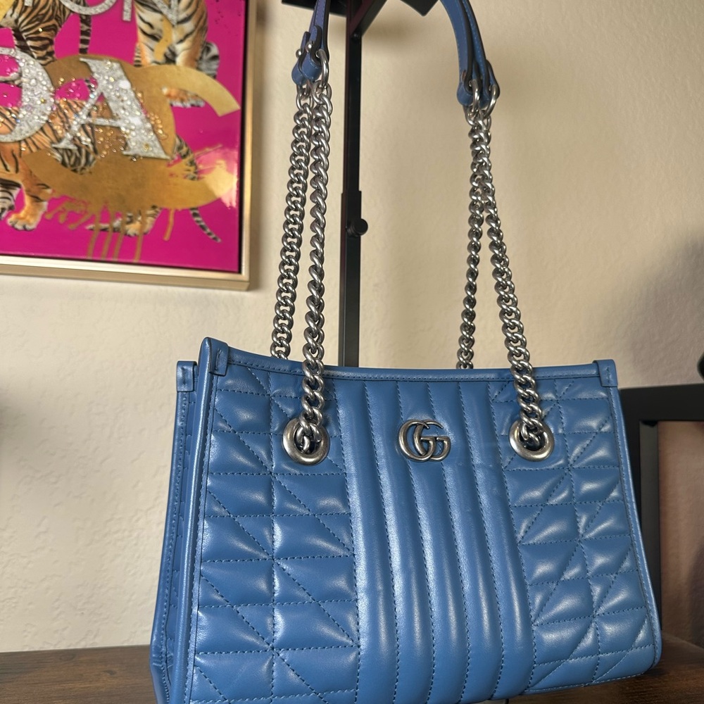 Authentic Gucci Blue Marmont Quilted Leather Chain Shoulder Tote - Picture 4 of 15